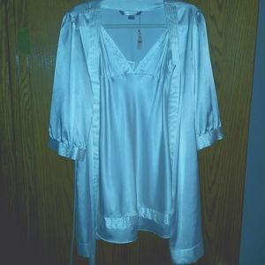 NWT Victoria's Secret Satin Robe (L) and Satin Night Gown (M) Set.